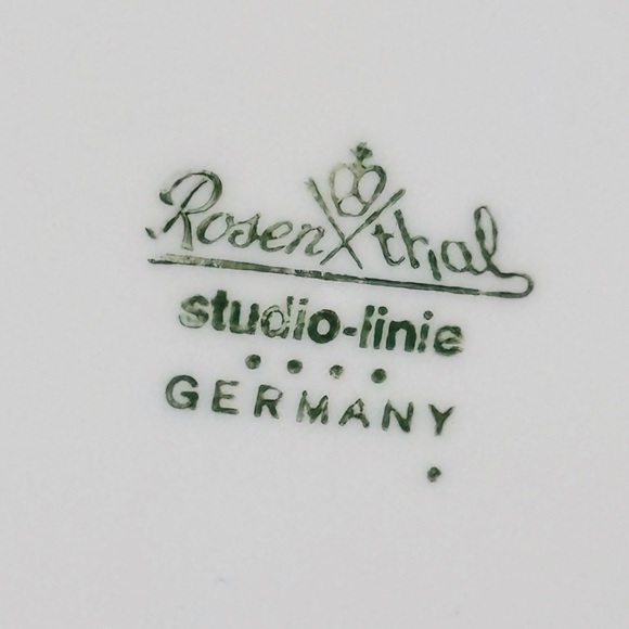 Rosenthal Studio- Linie 7 Pcs 9-inch Bowl - Picture 5 of 8